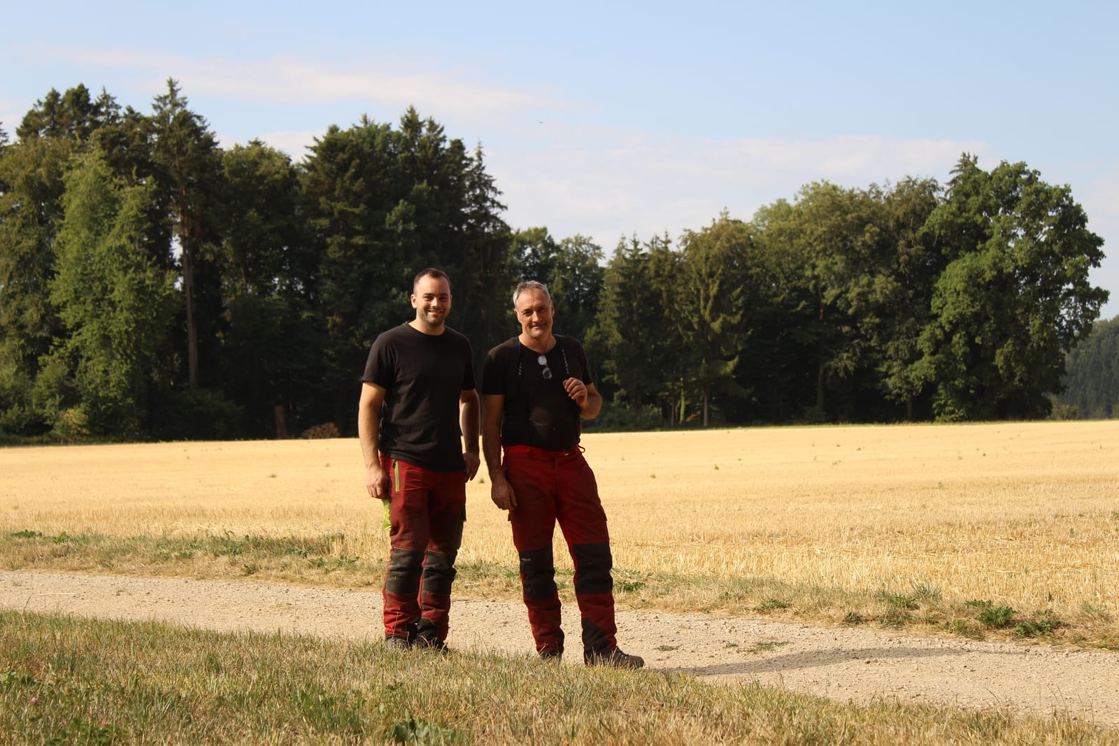 Familie Schmid am Waldrand in Grossaffoltern